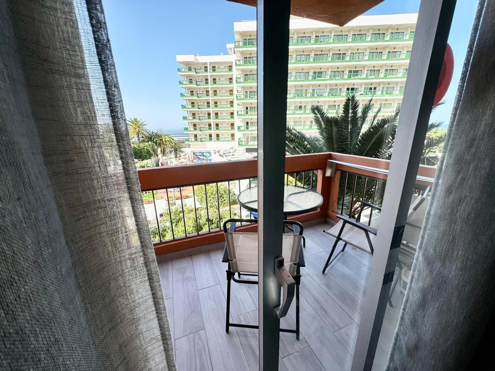Ocean Breeze Oasis In Puerto De La Cruzアパートメント エクステリア 写真